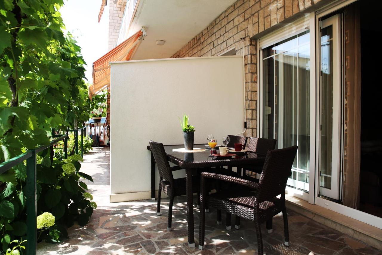 Apartments Rino Vodice Kültér fotó